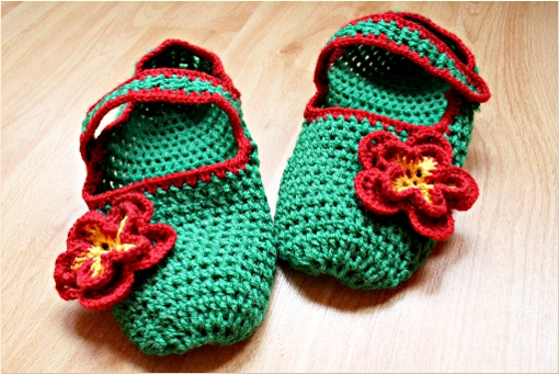http://zoomyummy.com/wp-content/uploads/2010/02/slippers-whole-ii1.jpg