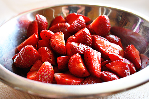 strawberry-parfait-strawberries-in-bowl-2.jpg