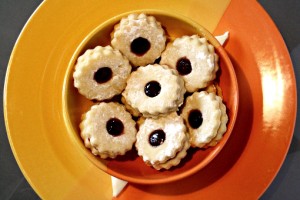 Cat's Eye Sandwich Cookies Cat's Eye Sandwich Cookies recipe with step by step pictures and list of ingredients, jam sandwich cookies, sandwich cookies with jam, jam filled cookies