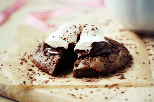 Hot Cocoa Marshmallow Cookies hot-cocoa-marshmallow-cookies-recipe