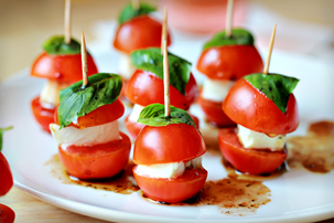 Mini Caprese Bites mini-caprese-bites