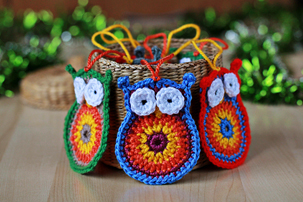 Crochet Owl Christmas Ornaments (PATTERN) crochet owl Christmas ornaments pattern
