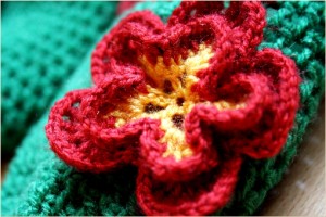 Crochet Flower (FREE PATTERN!) how to crochet a flowers, tutorial, pictures, step by step, images