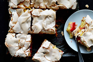 Strawberry Meringue Squares Strawberry Meringue Squares